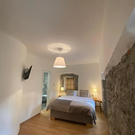 krevet i doručak Stancija Kavali Stone House, Zvoneca-opatija