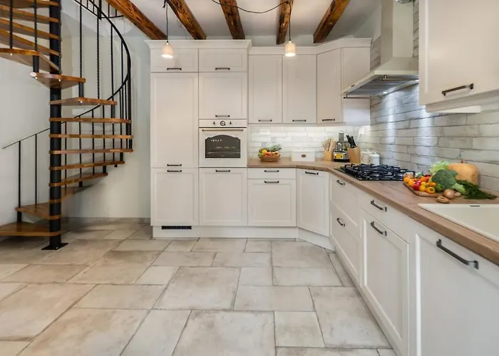 住宿加早餐酒店 Stancija Kavali Stone House, Zvoneca-opatija 4*