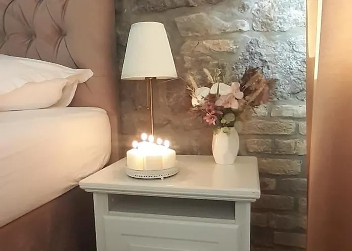 Stancija Kavali Stone House, Zvoneca-opatija