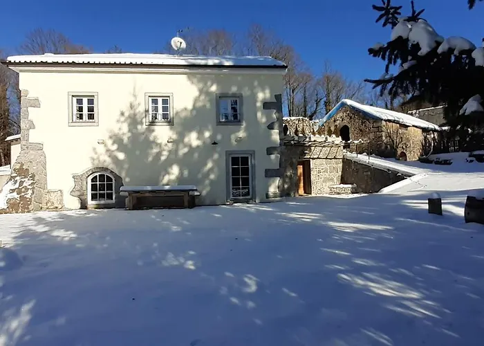 Bed & Breakfast Stancija Kavali Stone House, Zvoneca-opatija