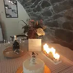 Stancija Kavali Stone House, Zvoneca-opatija 住宿加早餐酒店 奥帕提亚