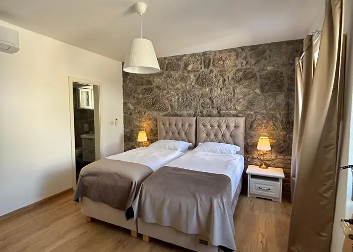 Stancija Kavali Stone House, Zvoneca-opatija